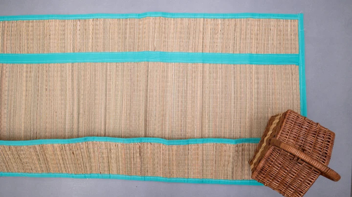 Comfortable Traditional Floor Spreads for Family&nbsp;Living